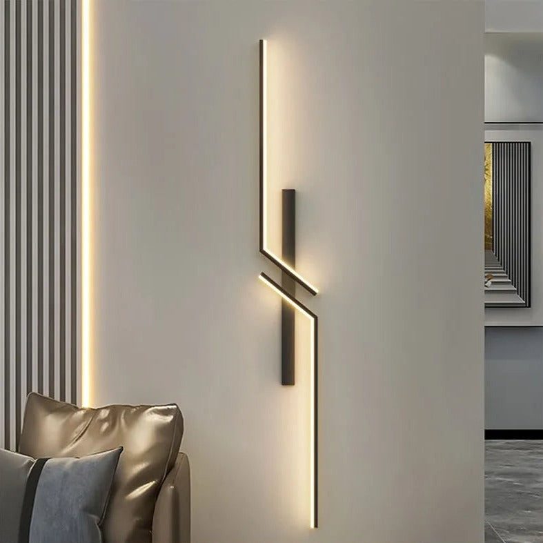 Lunverra Sleek LED Wall Sconce with Adjustable Lighting for Modern Interiors