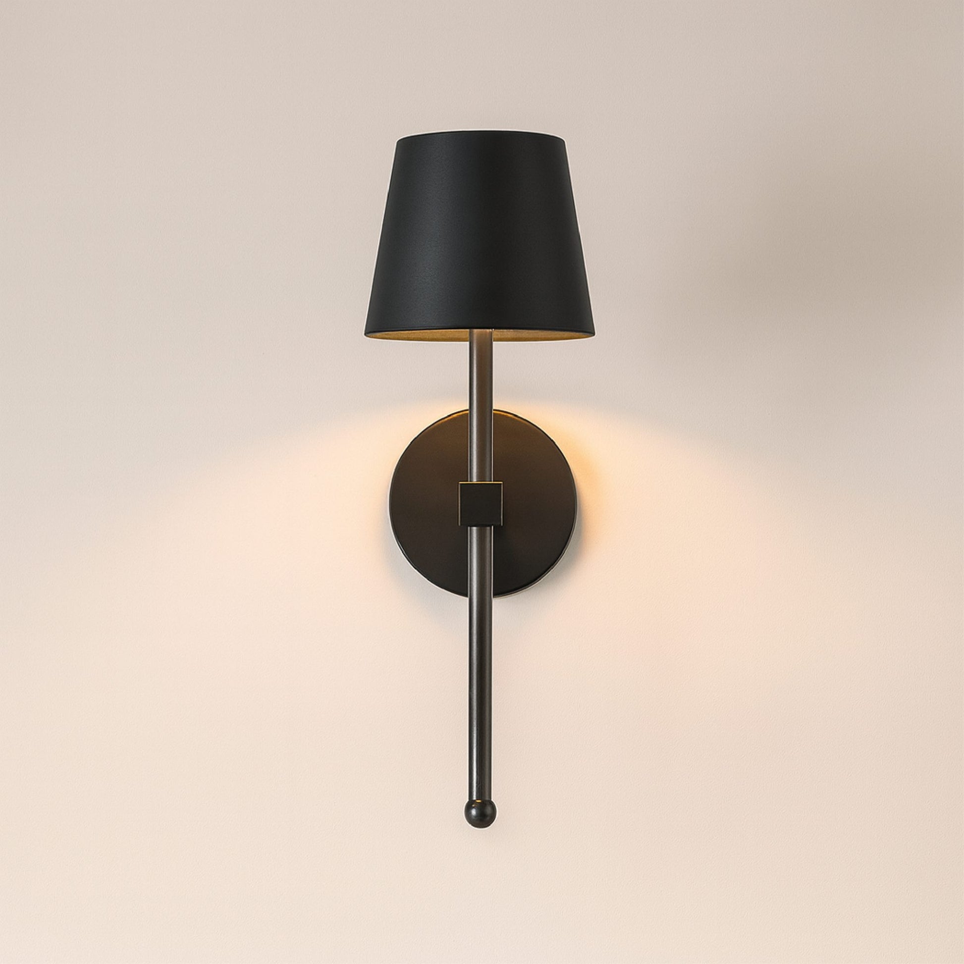 Lunverra Rechargeable Wireless Wall Lamp with Modern Design