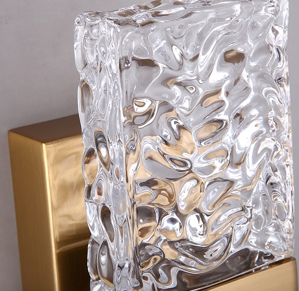 Lunverra LED Crystal Wall Light